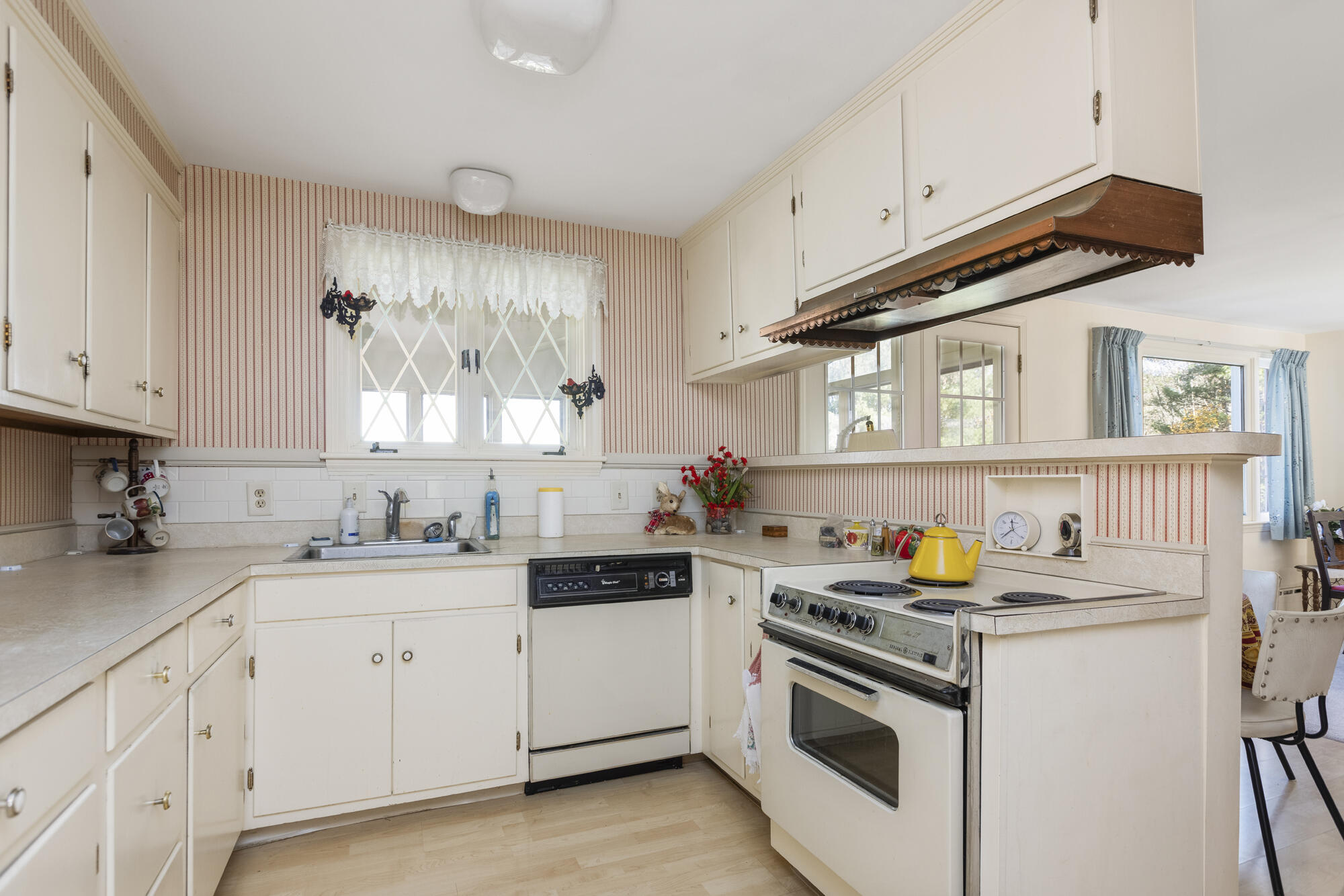 239 Flaggy Meadow Road Gorham, ME 04038 - Photo 3 of 44 239 Flaggy Meadow Rd_W5_009