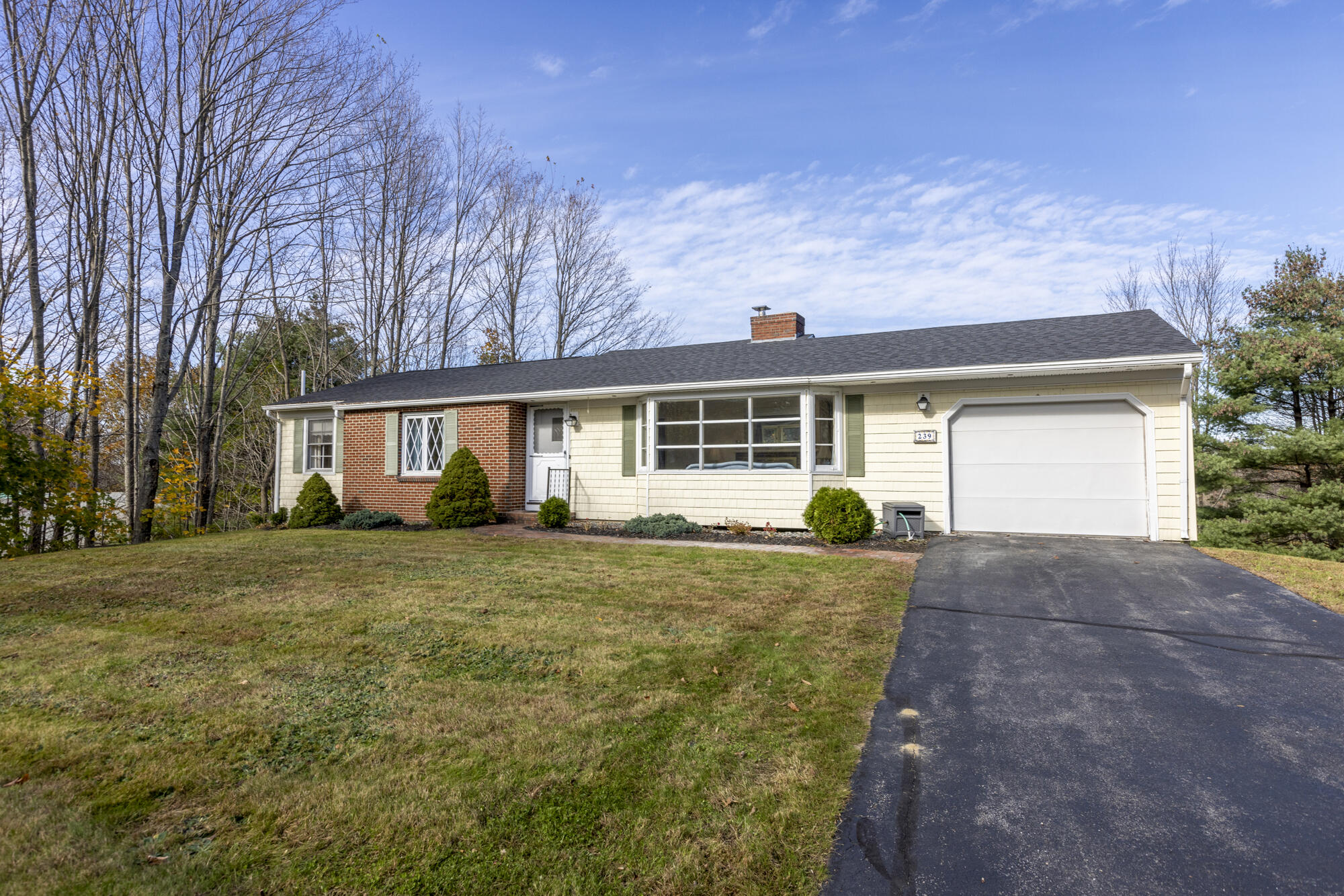 239 Flaggy Meadow Road Gorham, ME 04038 - Photo 6 of 44 239 Flaggy Meadow Rd_W5_031