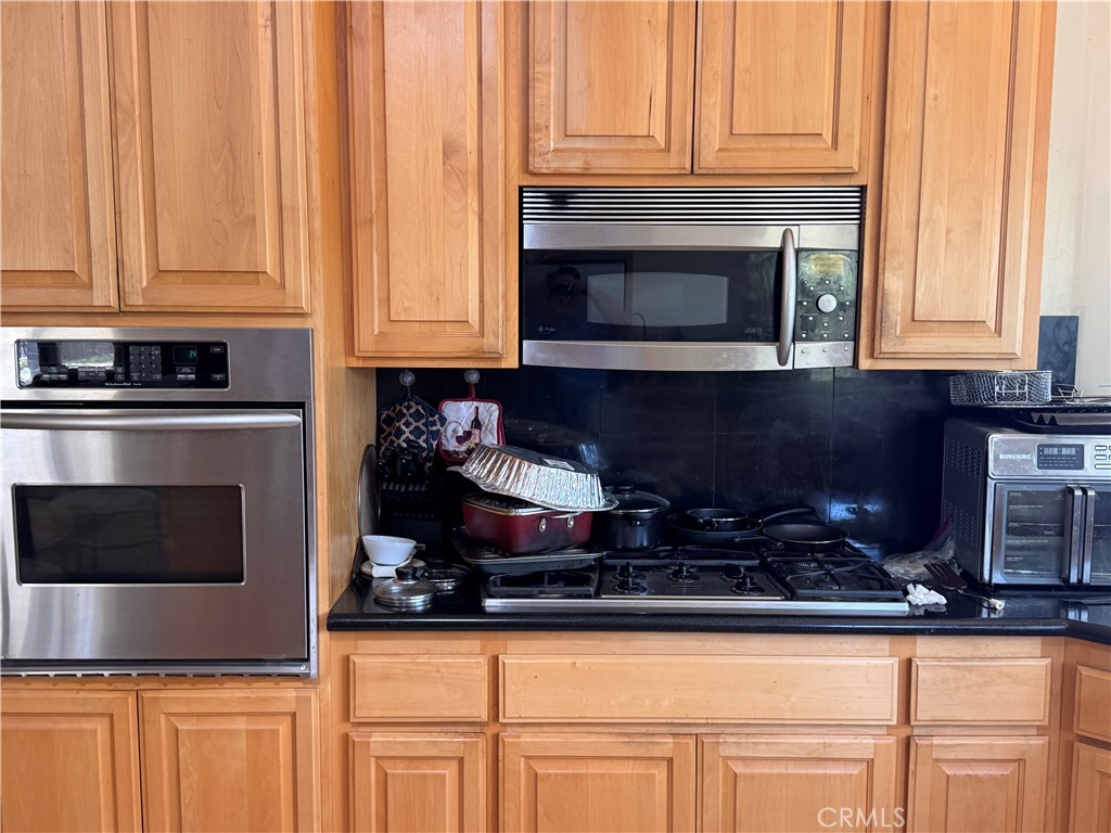 3261 Kenora Drive Spring Valley, CA 91977 - Photo 28 of 37 kitchen appliances