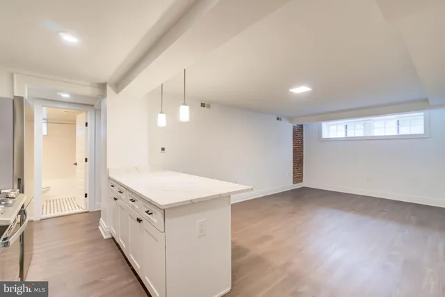 $1,900 | 3625 16th Street Northwest, Unit B4, Washington, DC 20010