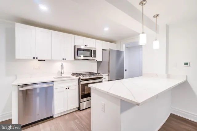 $1,900 | 3625 16th Street Northwest, Unit B4, Washington, DC 20010