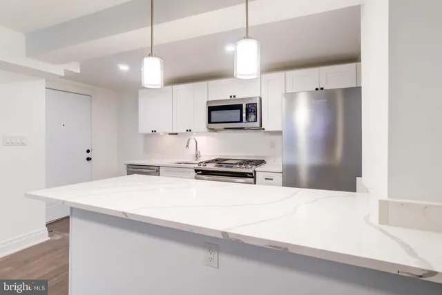 $1,900 | 3625 16th Street Northwest, Unit B4, Washington, DC 20010