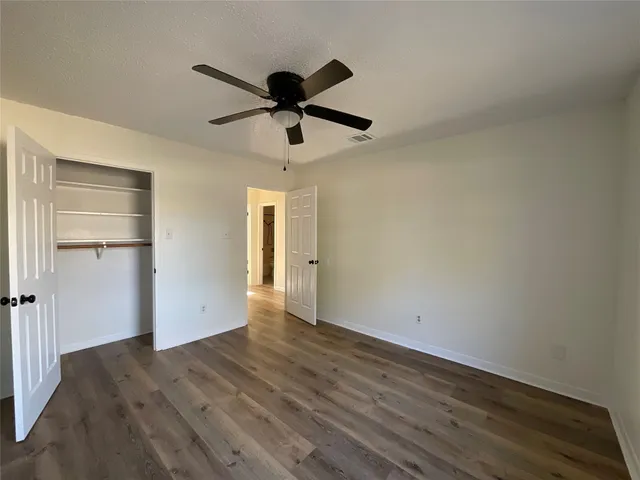 $1,900 | 2006 Chester Street, Dayton, TX 77535