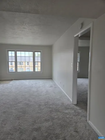 $1,340 | 1750 Rosser Avenue, Unit 9 BRANDON LADD CIRCLE, Waynesboro, VA 22980
