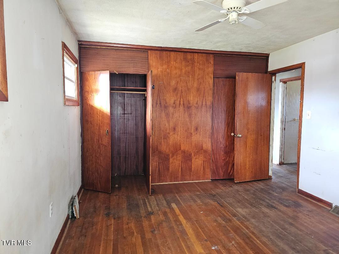 34520 Fleet Road Glade Spring, VA 24340 - Photo 7 of 28 Fleet 11