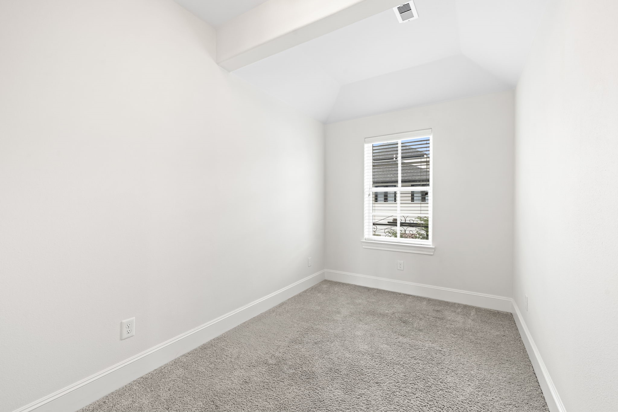 5621 Cohn Meadow Lane Houston, TX 77007 - Photo 24 of 35 Additional room located on the 3rd floor.