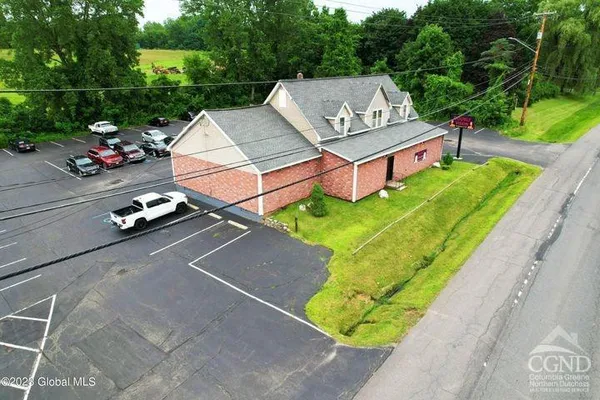 $3,000,000 | 1915 Highway 9, Mechanicville, NY 12118