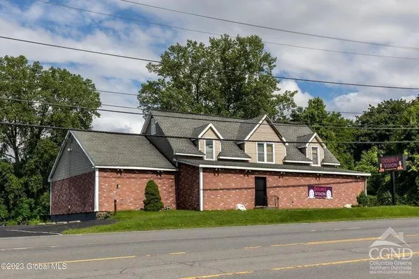 $3,000,000 | 1915 Highway 9, Mechanicville, NY 12118