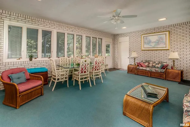 $1,250,000 | 15866 Moellers Road, Marion, IL 62959