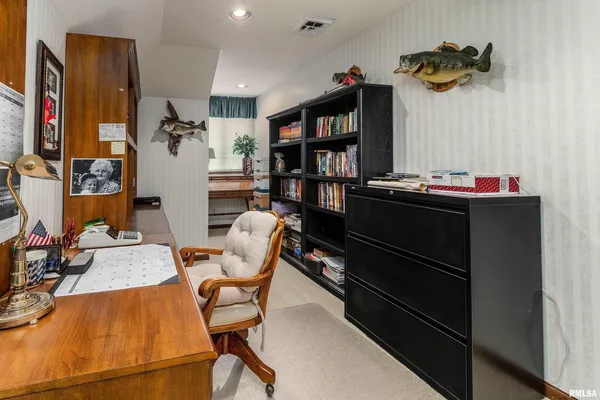 $1,250,000 | 15866 Moellers Road, Marion, IL 62959