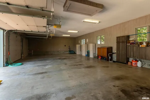 $1,250,000 | 15866 Moellers Road, Marion, IL 62959