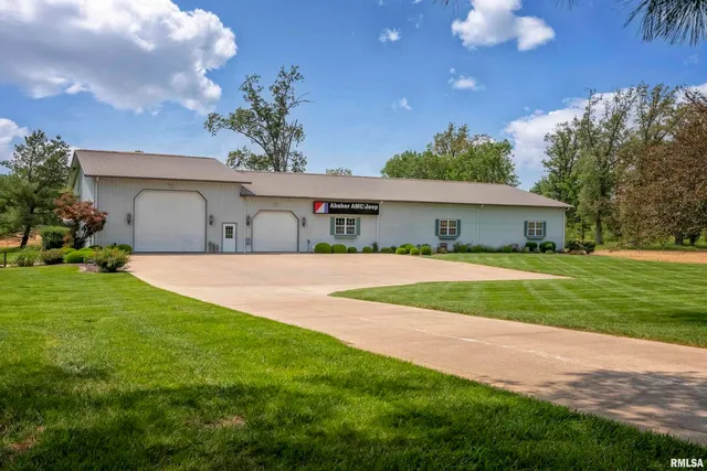 $1,250,000 | 15866 Moellers Road, Marion, IL 62959