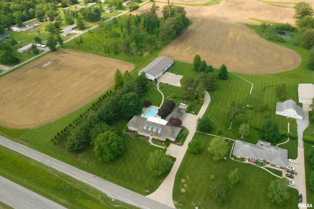 $1,250,000 | 15866 Moellers Road, Marion, IL 62959