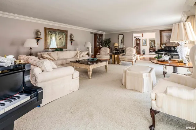 $1,250,000 | 15866 Moellers Road, Marion, IL 62959