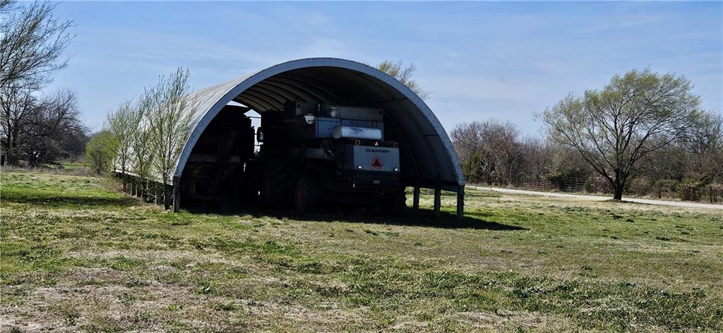 103 South Delange Road Girard, KS 66743 - Photo 28 of 49