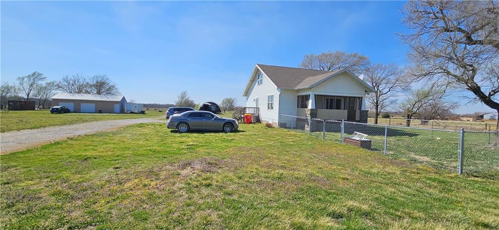 103 South Delange Road Girard, KS 66743 - Photo 4 of 49