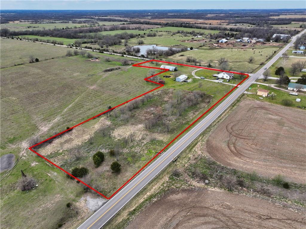 103 South Delange Road Girard, KS 66743 - Photo 41 of 49