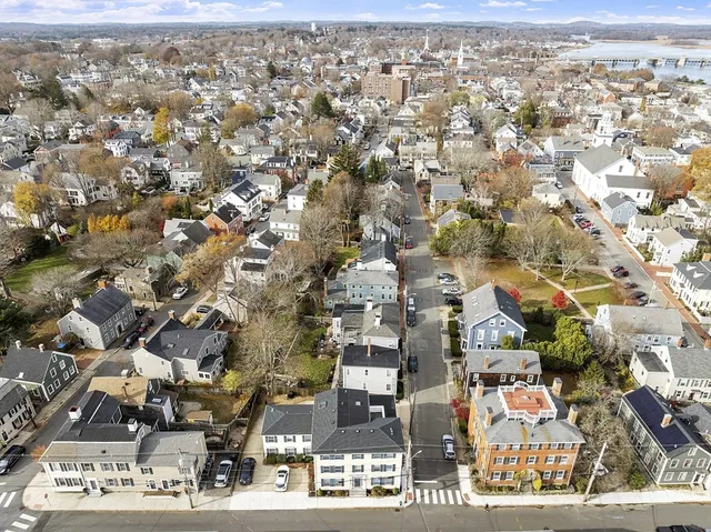 $789,900 | 58 Lime Street, Unit 5, Newburyport, MA 01950