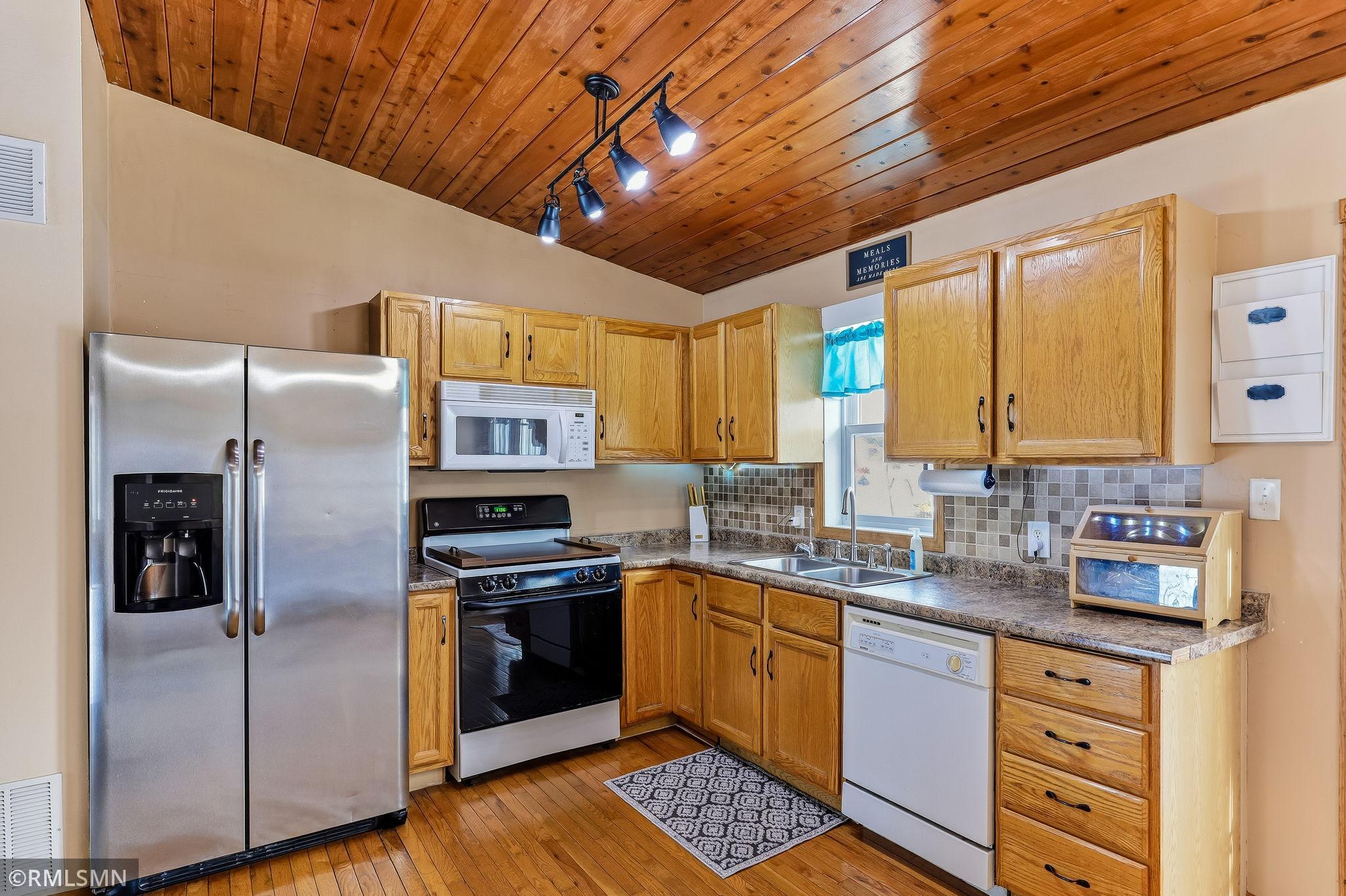 1814 Cedar Place Buffalo, MN 55313 - Photo 11 of 33