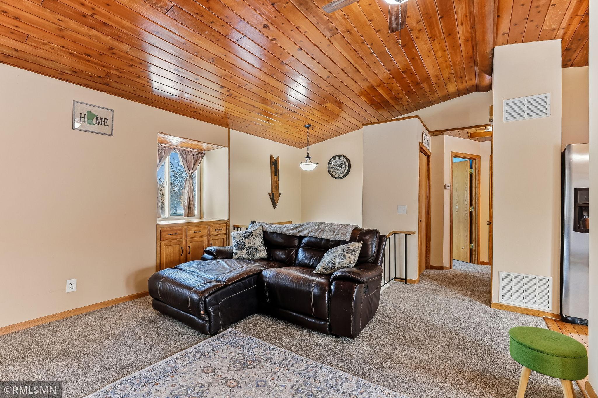 1814 Cedar Place Buffalo, MN 55313 - Photo 7 of 33