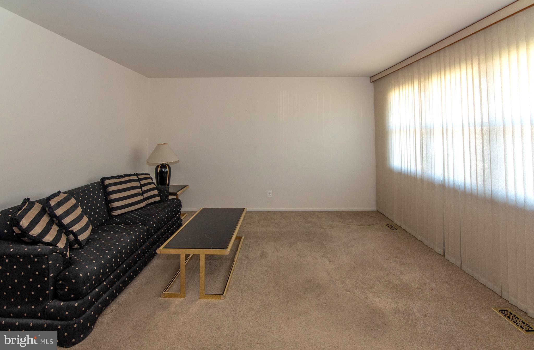 4008 Starbrook Road Randallstown, MD 21133 - Photo 3 of 45
