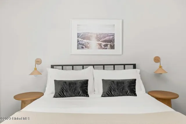 $725,000 | 609 Highway 32A, Catskill, NY 12463