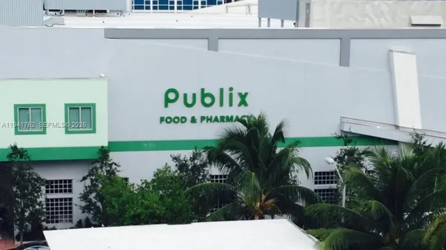 $2,700 | 6855 Abbott Avenue, Unit 601, Miami Beach, FL 33141