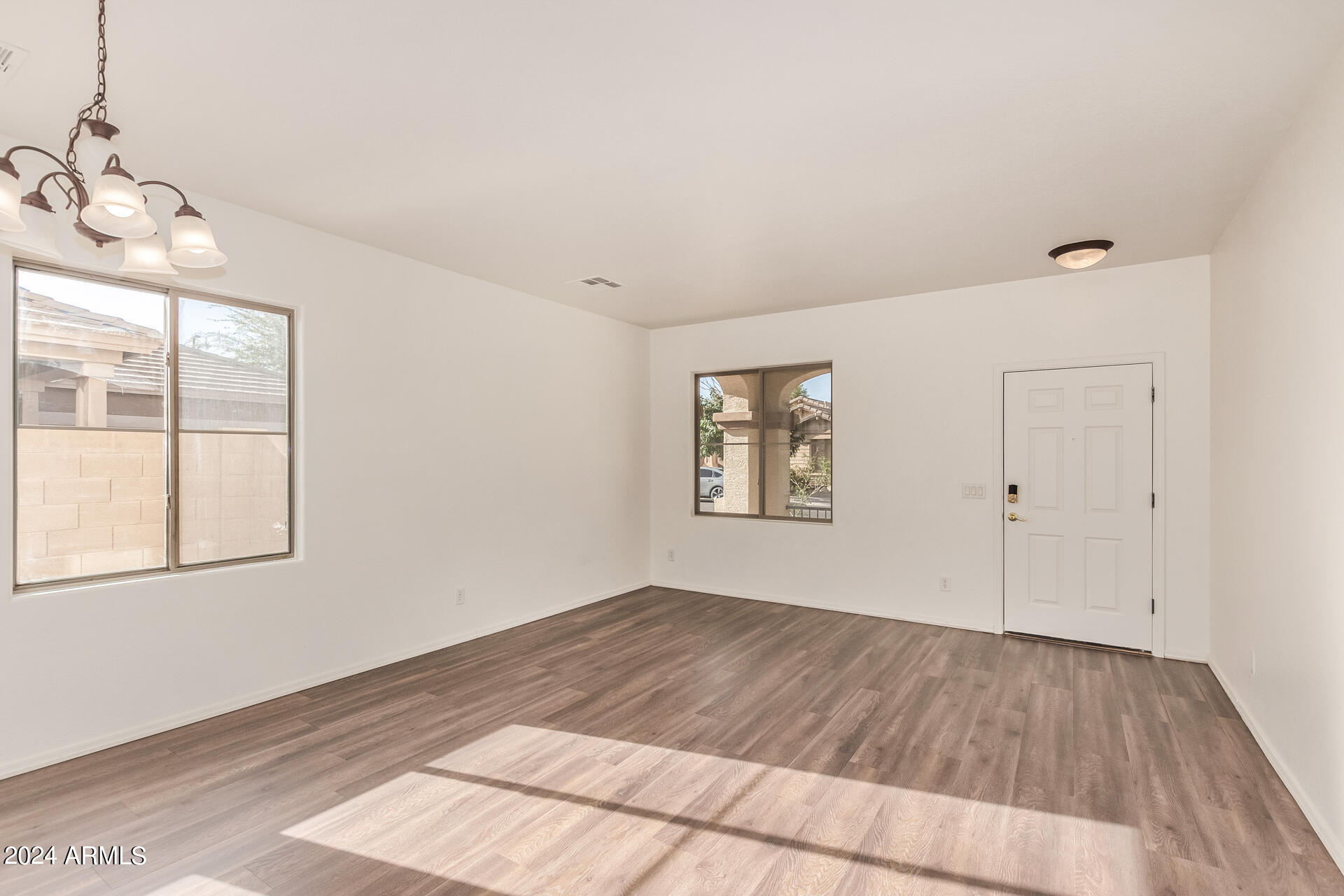 4449 East Dublin Street Gilbert, AZ 85295 - Photo 4 of 46 04 - Dublin