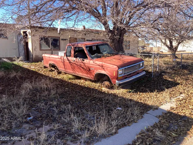$19,500 | 424 Encanto Drive, Holbrook, AZ 86025