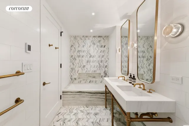 $2,350,000 | 50 Clinton Street, Unit 3C | Lower East Side