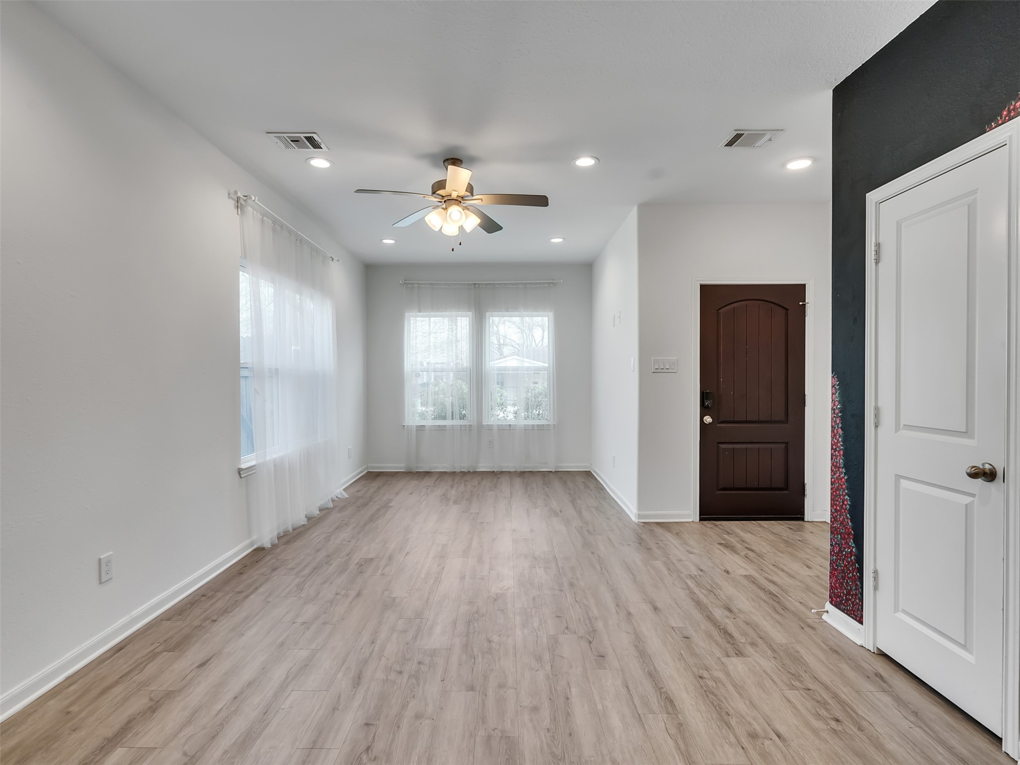 3536 Rebecca Street Houston, TX 77021 - Photo 4 of 21