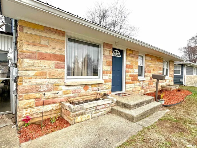 $109,900 | 904 West Elm Street, Olney, IL 62450