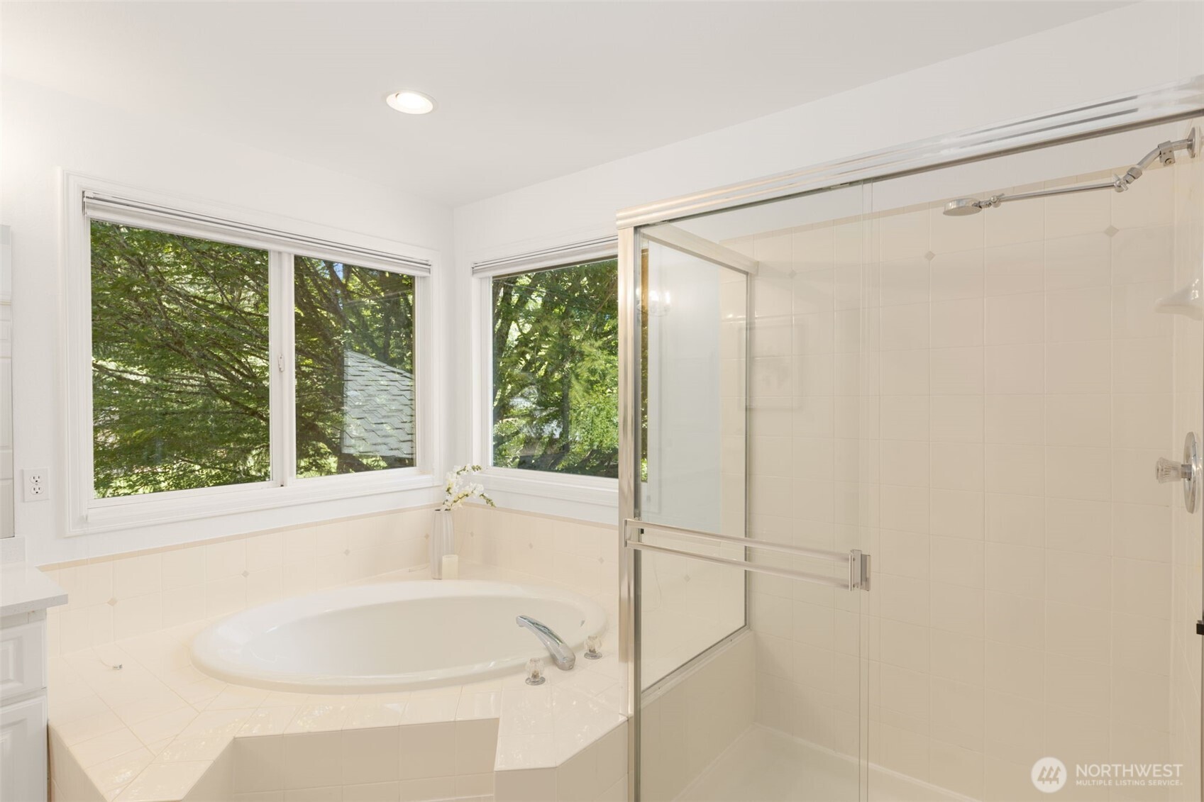 19303 Meridian Place West Bothell, WA 98012 - Photo 29 of 40