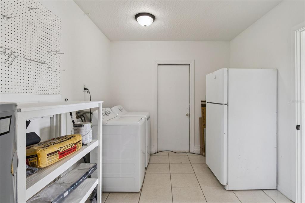 682 Degroodt Road Southwest Palm Bay, FL 32908 - Photo 25 of 31 Gallery Image 25