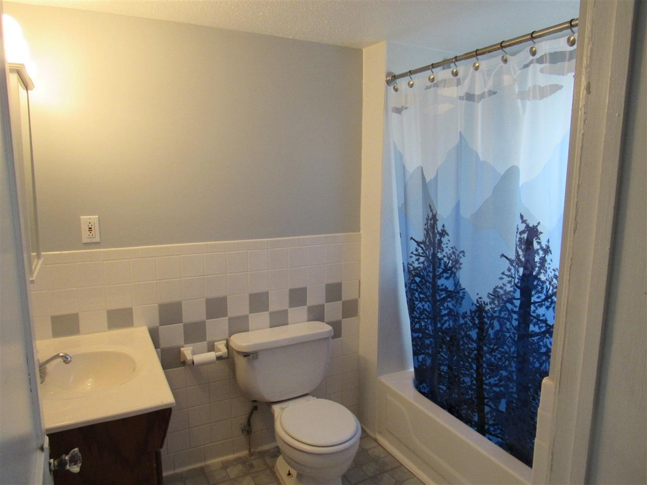 6136 Flushing Road Flushing, MI 48433 - Photo 9 of 21 21525726-8.JPG