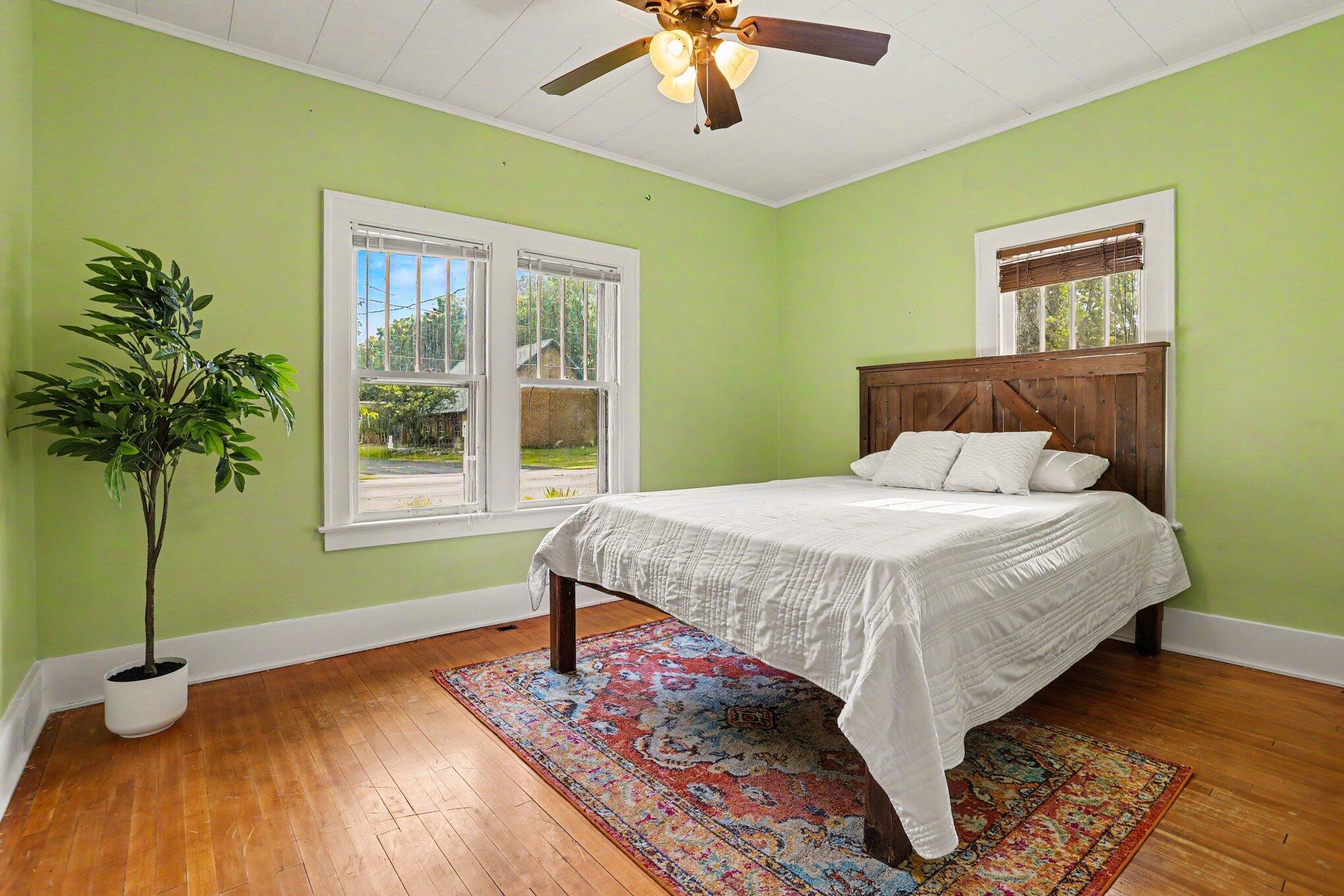 1213 Whites Road Kalamazoo, MI 49008 - Photo 7 of 23 009_file_2963