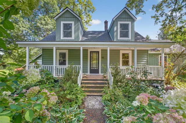 $375,000 | 34 Mountainview Road, Poughkeepsie, NY 12603