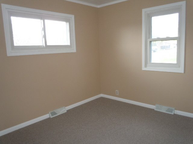 308 North Morrison Road Muncie, IN 47304 - Photo 13 of 16