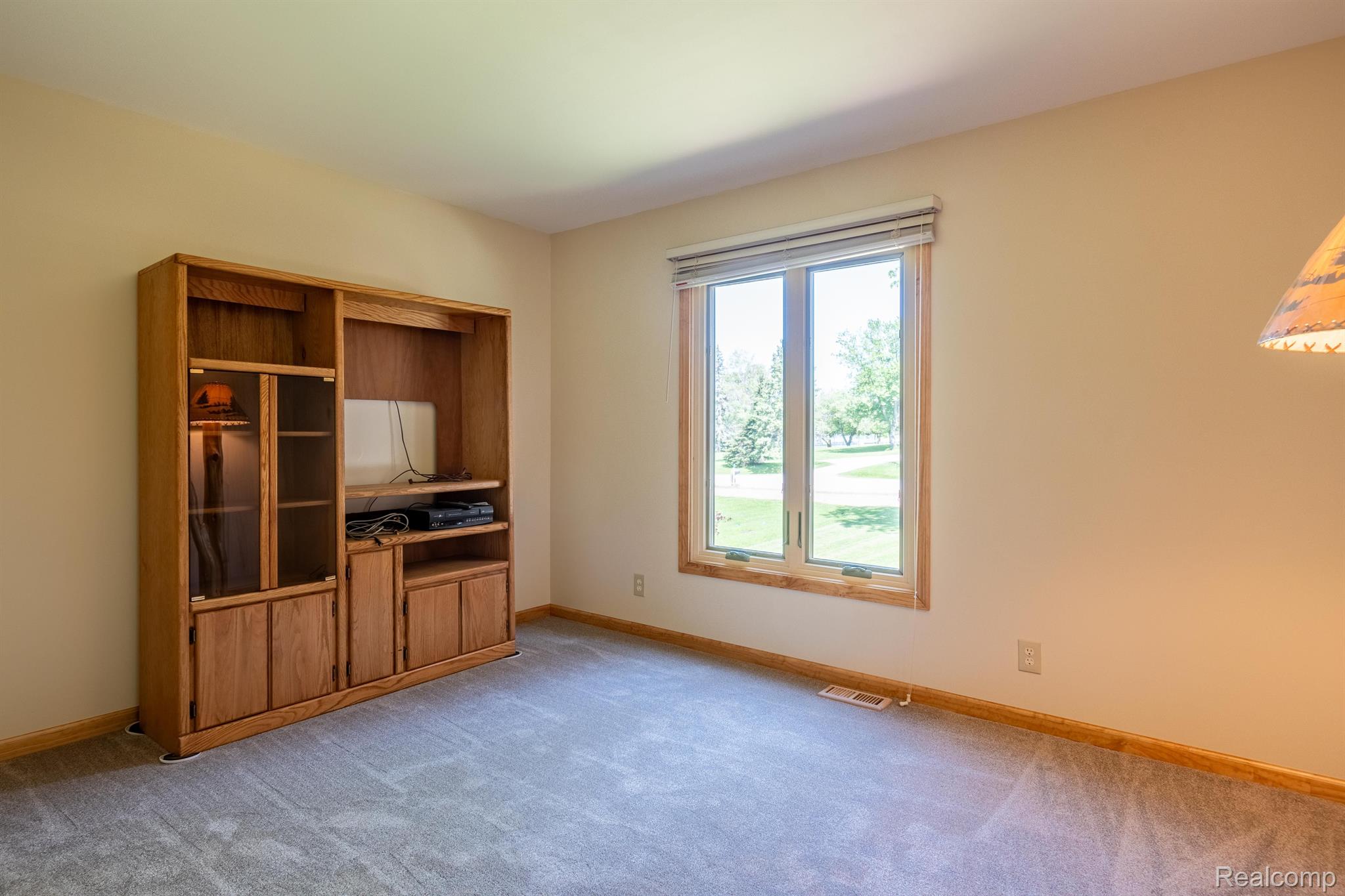4133 Lahring Road Linden, MI 48451 - Photo 14 of 53