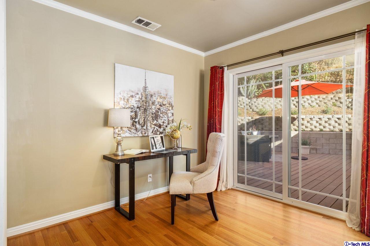 5015 Verwood Avenue Glendale, CA 91214 - Photo 18 of 37