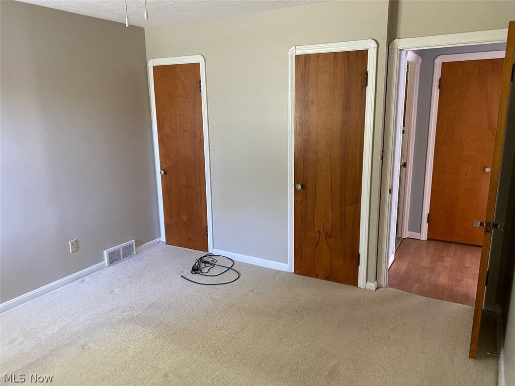6430 Columbia Road Olmsted Falls, OH 44138 - Photo 12 of 40