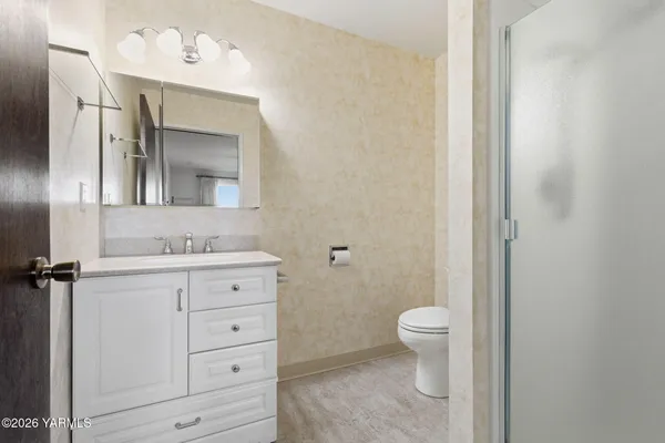 $296,000 | 215 North 56th Avenue, Unit 25, Yakima, WA 98908