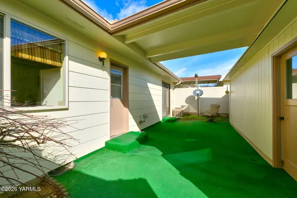 $296,000 | 215 North 56th Avenue, Unit 25, Yakima, WA 98908