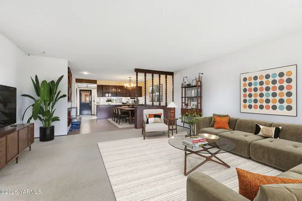 $296,000 | 215 North 56th Avenue, Unit 25, Yakima, WA 98908
