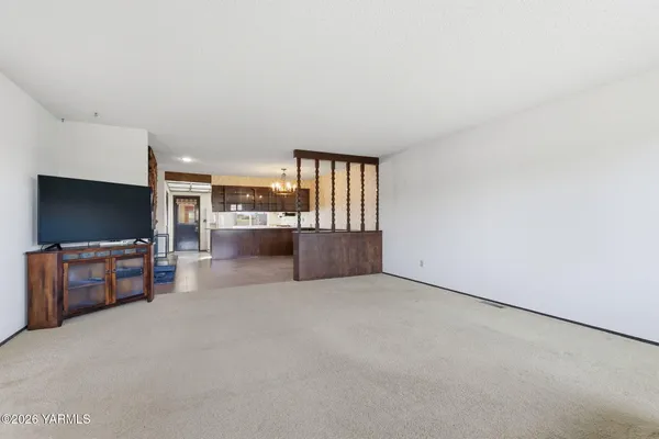 $296,000 | 215 North 56th Avenue, Unit 25, Yakima, WA 98908