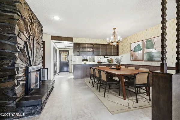 $296,000 | 215 North 56th Avenue, Unit 25, Yakima, WA 98908