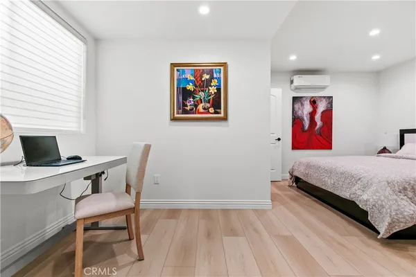 $2,195 | 6712 Ventura Canyon Avenue, Van Nuys, CA 91401