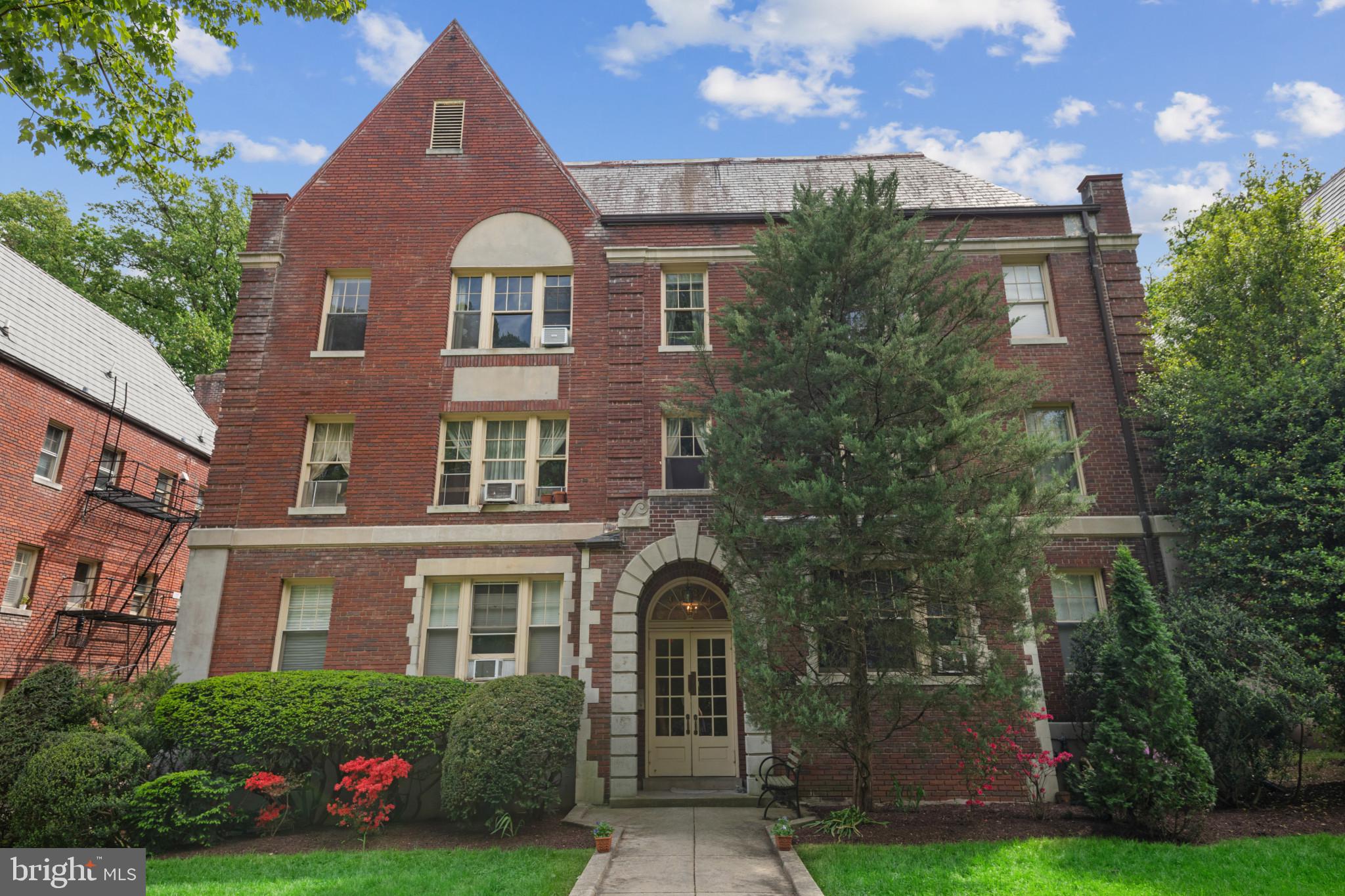 3024 Porter Street Northwest, Unit 204 Washington, DC 20008 - Photo 1 of 37