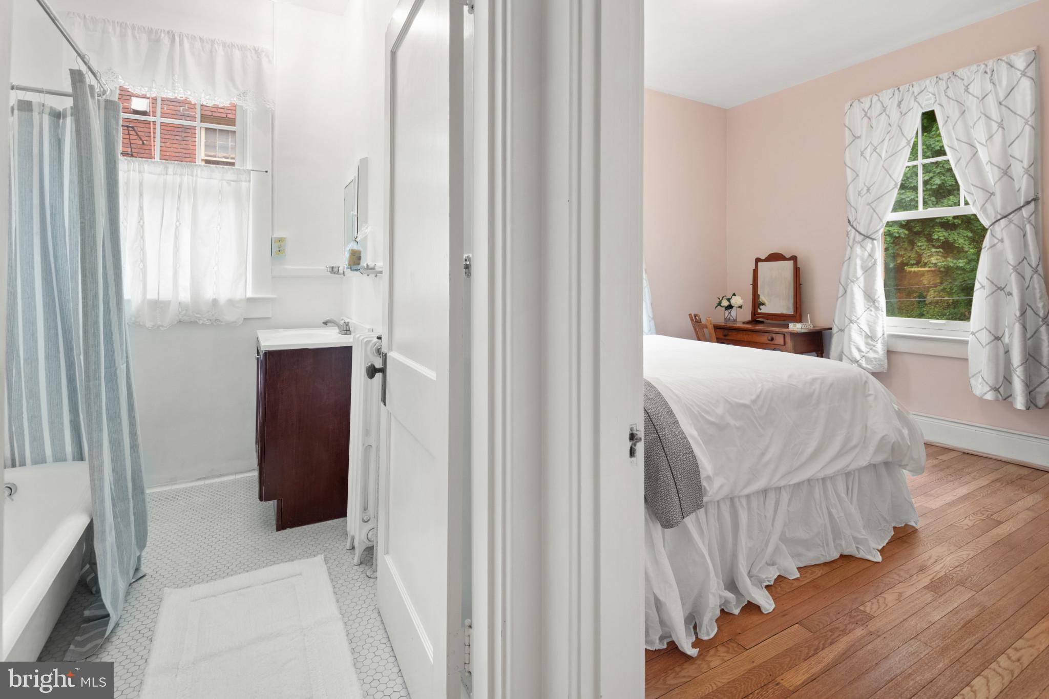 3024 Porter Street Northwest, Unit 204 Washington, DC 20008 - Photo 25 of 37