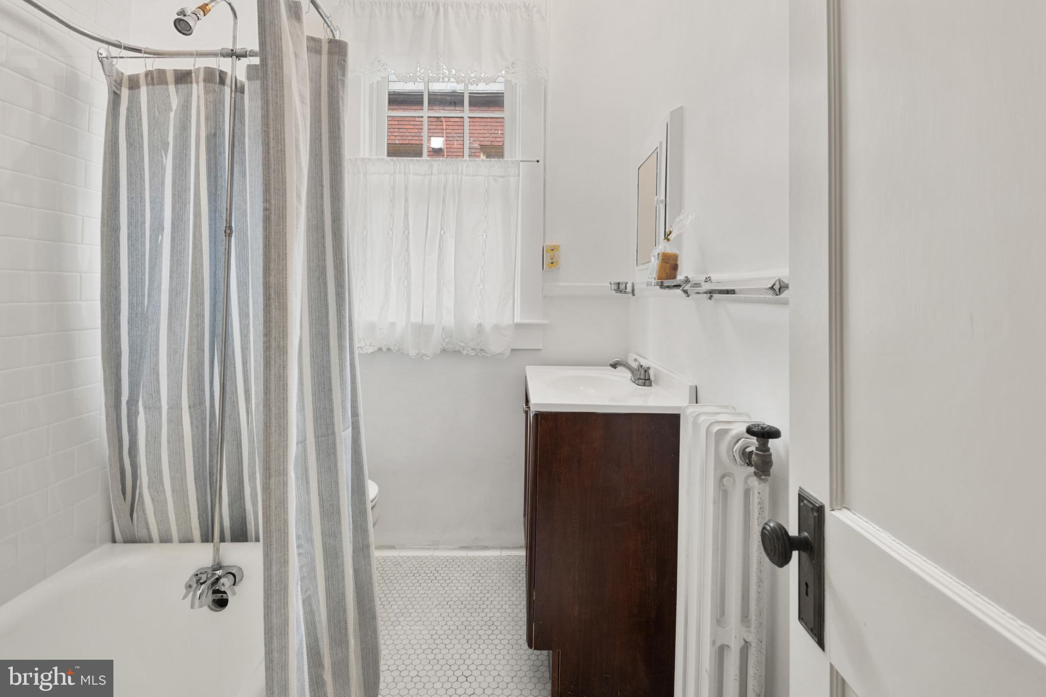 3024 Porter Street Northwest, Unit 204 Washington, DC 20008 - Photo 28 of 37